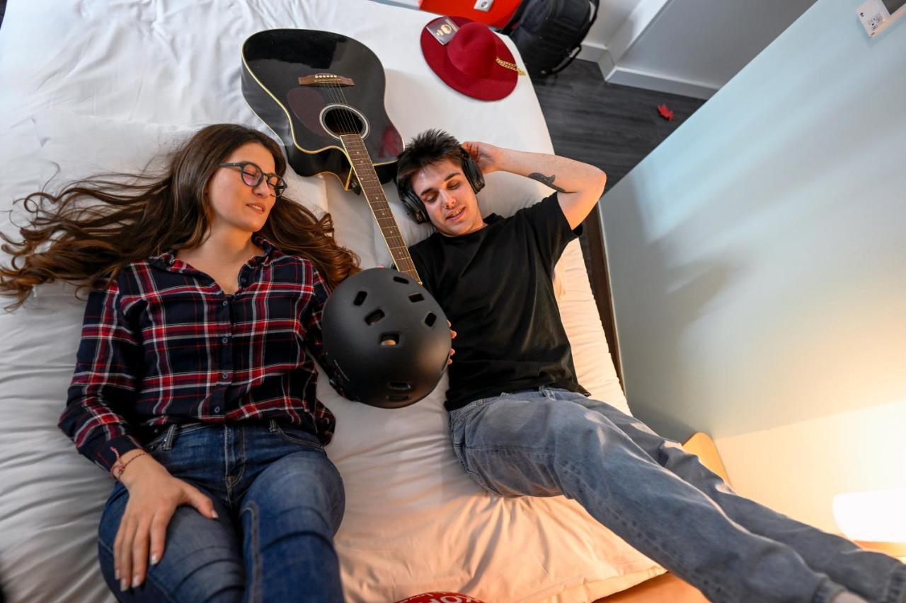 Ibis Skopje City Center Екстериор снимка